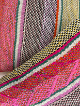 Cargar imagen en el visor de la galería, Cojín manta 45x45 EC CM450043