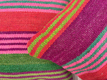 Cargar imagen en el visor de la galería, Cojín manta 45x45 CM450041