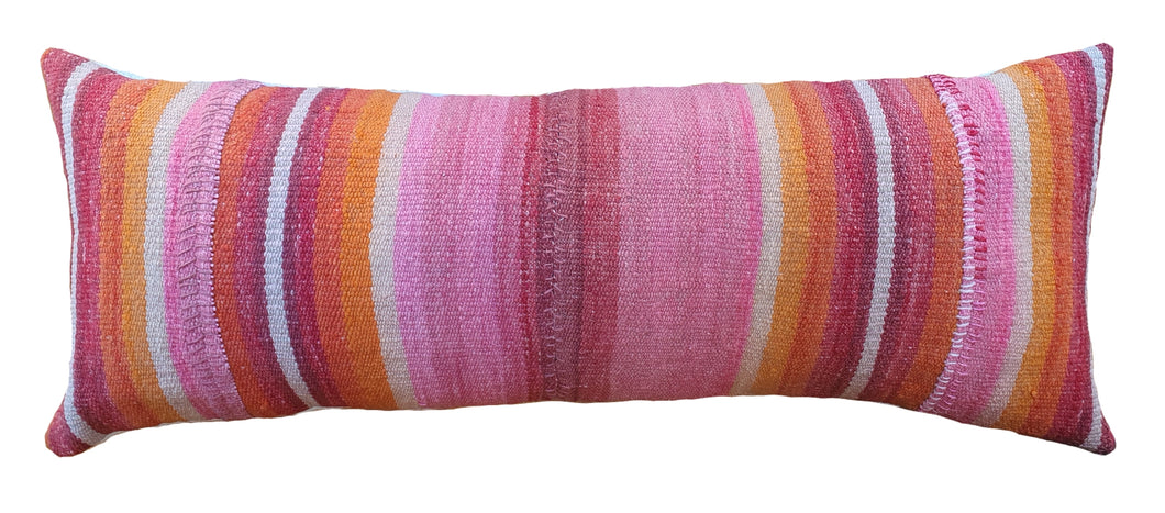 15% OFF Cojín manta XL 1.00X40 / Relleno incluído.