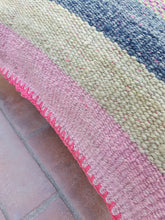 Cargar imagen en el visor de la galería, Cojín Manta 50x70
