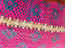 Cargar imagen en el visor de la galería, Cojín manta 50x80
