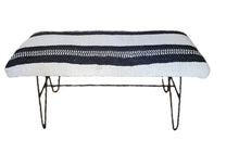 Cargar imagen en el visor de la galería, 10% OFF Banqueta de manta y fierro.
