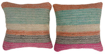 Cargar imagen en el visor de la galería, Cojín manta 45x45 CM450046
