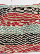 Cargar imagen en el visor de la galería, Cojín manta 35x55 CM350014
