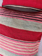 Cargar imagen en el visor de la galería, Cojín manta 45x45 CM450021
