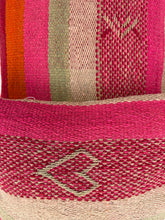 Cargar imagen en el visor de la galería, Cojín manta 45x45 CM450045
