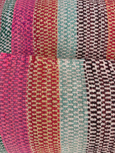 Cargar imagen en el visor de la galería, Cojín manta 35x55 CM350027
