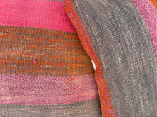 Cargar imagen en el visor de la galería, Cojín manta 45x45 DD(2) EC(2) CM450042
