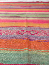 Cargar imagen en el visor de la galería, Manta diseño EC 1.46x1.68
