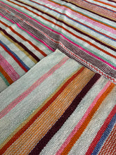 Cargar imagen en el visor de la galería, Manta simple 1.94x1.45
