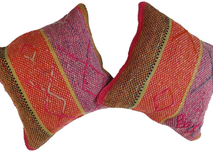 20% OFF Cojín manta 45x45 CM450021/ Última unidad.