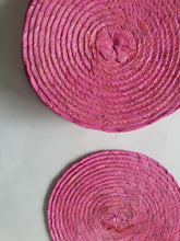 Cargar imagen en el visor de la galería, 10% OFF Posavaso mexicano rosado.
