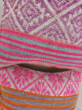 Cargar imagen en el visor de la galería, Cojín manta 45x45 CM450007
