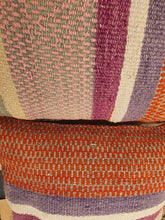 Cargar imagen en el visor de la galería, Cojín manta 45x45 CM450023
