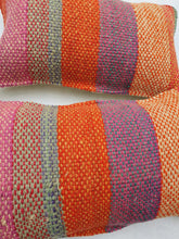 Cargar imagen en el visor de la galería, Cojín manta 35x55 CM350013
